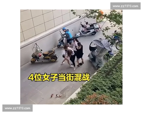 补时失控！蓉城爆铲引冲突，超时绝平再掀混战